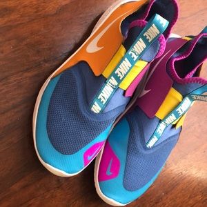 Nike shoes sneakers